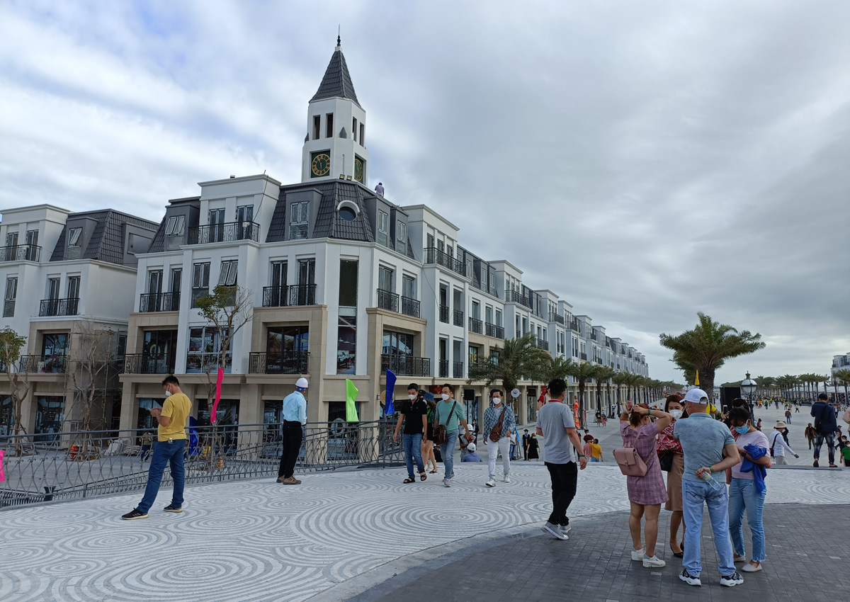 Tiến độ thi công MerryLand Quy Nhơn 03/2022