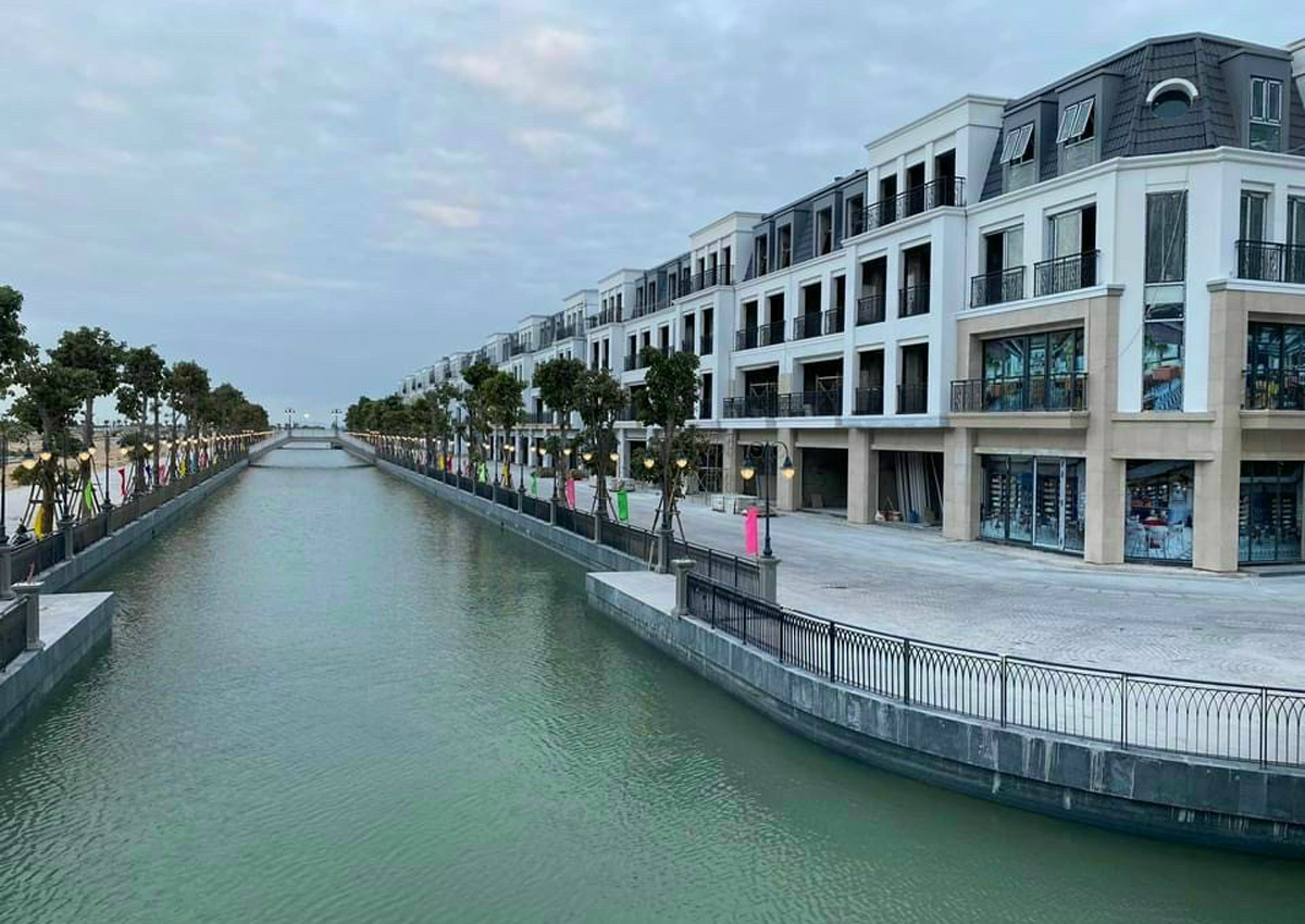 Tiến độ thi công MerryLand Quy Nhơn 03/2022