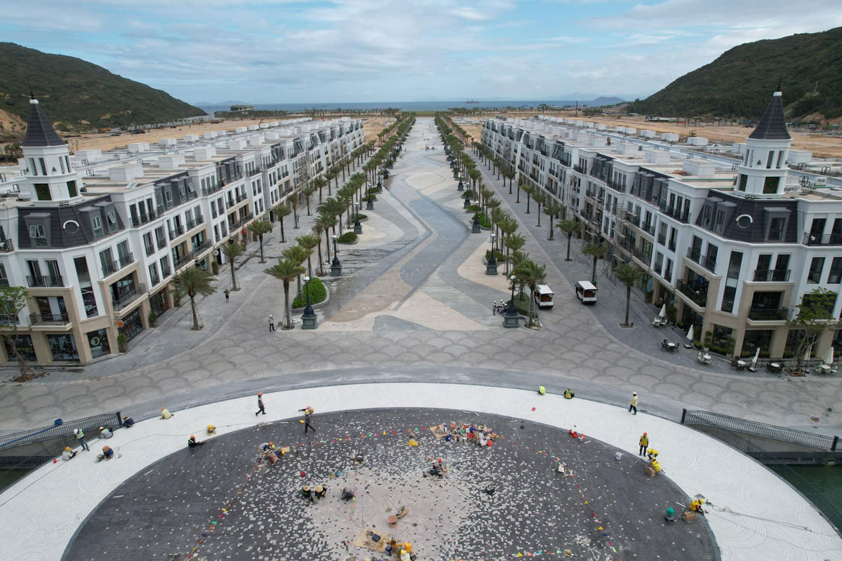 Tiến độ thi công MerryLand Quy Nhơn 04/2022