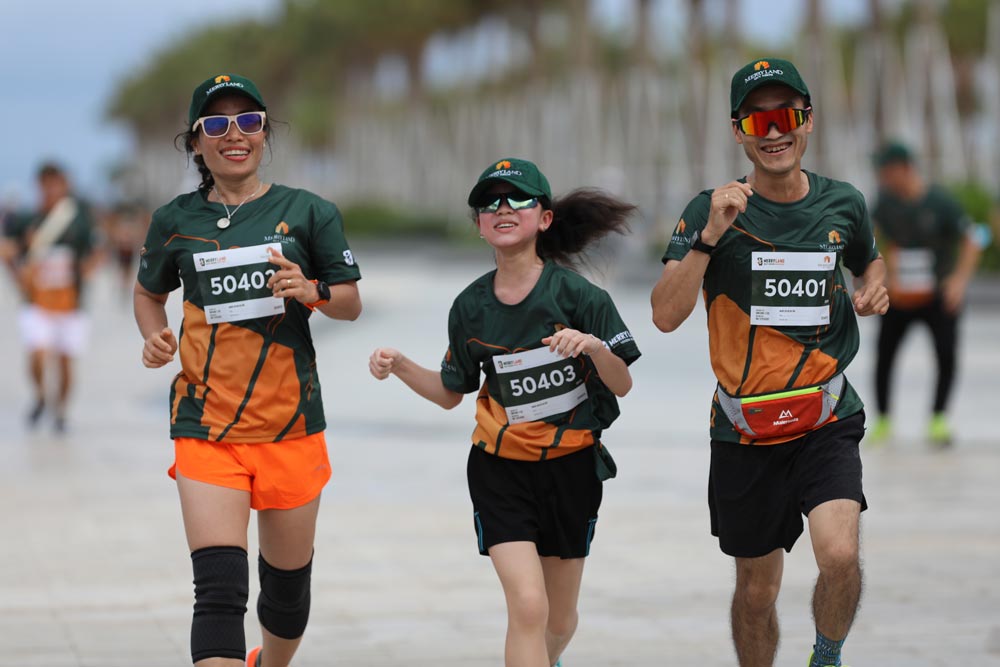 Những khoảnh khắc ấn tượng tại giải chạy MerryLand Quy Nhơn Run 2022