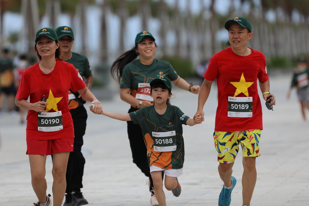 Những khoảnh khắc ấn tượng tại giải chạy MerryLand Quy Nhơn Run 2022