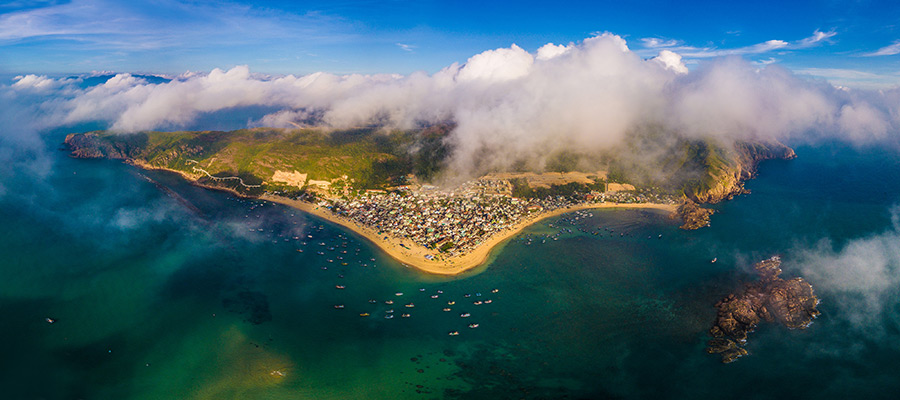 Làng chài Nhơn Hải.